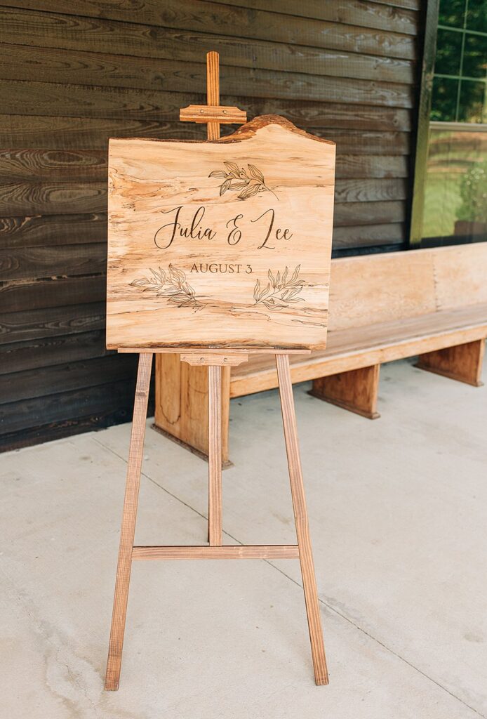 Bohemian Alabama Wedding at the Barn at Shady Lane ; Birmingham Alabama wedding planner