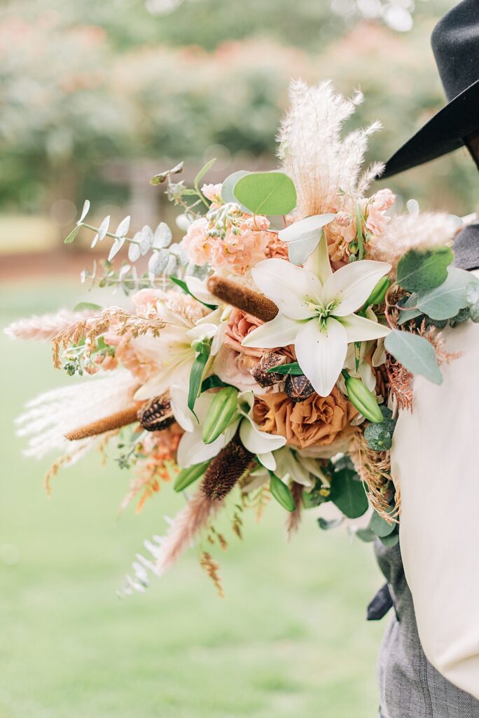 Bohemian Alabama Wedding at the Barn at Shady Lane ; Birmingham Alabama wedding planner