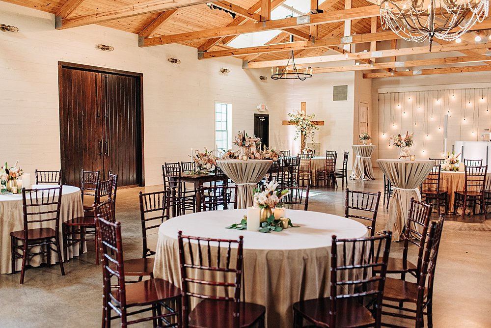 Bohemian Alabama Wedding at the Barn at Shady Lane ; Birmingham Alabama wedding planner